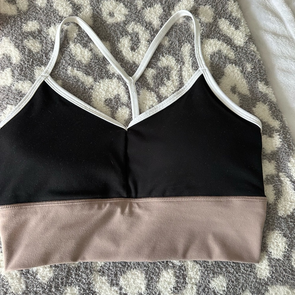 Sports bra